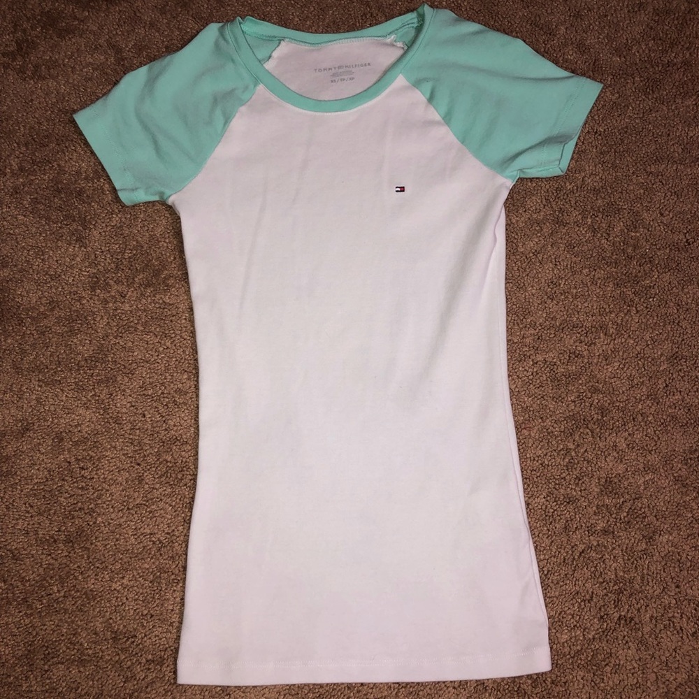 Extra small Tommy Hilfiger t-shirt
